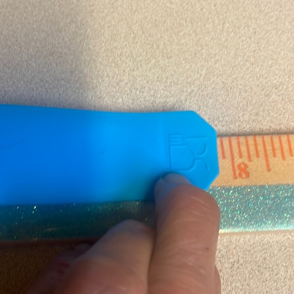 Silicon freezer pop molds - Picture 2 of 4